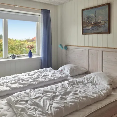 3 Bedroom Beautiful In Hurup Thy