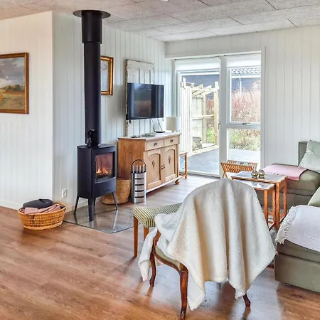 3 Bedroom Beautiful In Hurup Thy